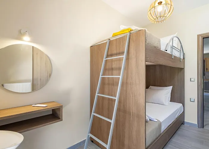 Chris With Private Ecologic Pool And Kid's Playground! Apartament Chania (Crete)