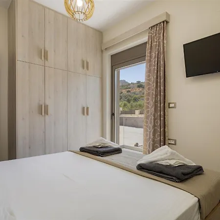 Apartman Chris With Private Ecologic Pool And Kid's Playground! *