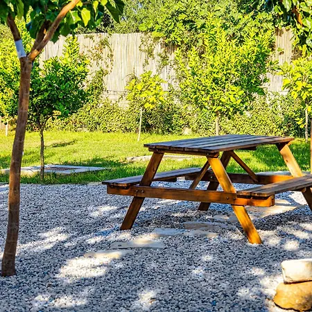 Chris With Private Ecologic Pool And Kid's Playground! Apartman *