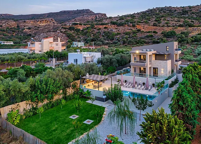 Chris With Private Ecologic Pool And Kid's Playground! Chania (Crete)