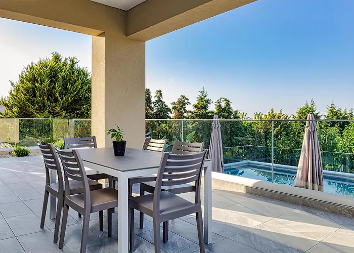 Lejlighed Chris With Private Ecologic Pool And Kid's Playground!