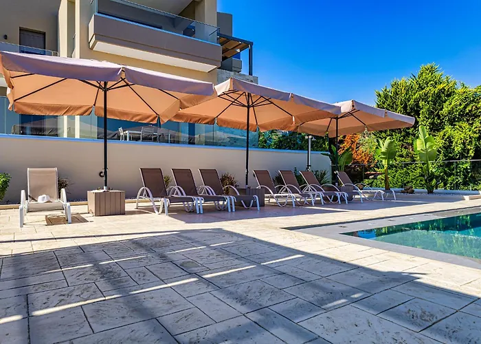 Chris With Private Ecologic Pool And Kid's Playground! Lejlighed Chania (Crete)